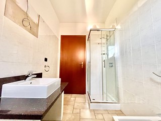 Bilocale in Vendita a Lonate Pozzolo, 110'000&euro;, 65 m²