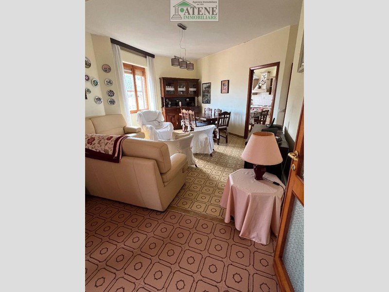 Appartamento in Vendita a Cagliari, 450'000€, 172 m²