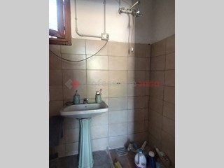 Ufficio in Vendita a Taranto, 38'000&euro;, 51 m²