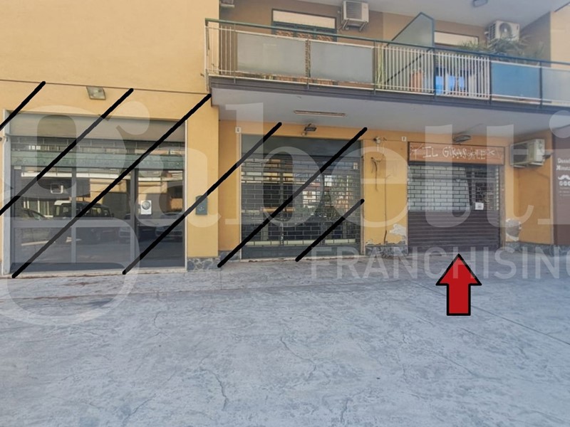Negozio in Affitto a Sant'Agata li Battiati, 400€, 39 m²
