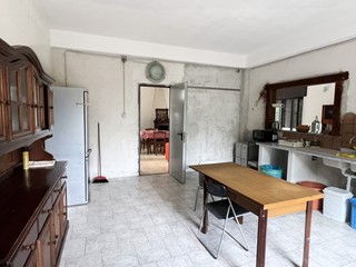 Casa Indipendente in Vendita a Roccagloriosa, 320'000&euro;, 220 m²