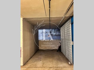 Box in Vendita a Savona, zona Centro cittÃ, 27'000€, 18 m²