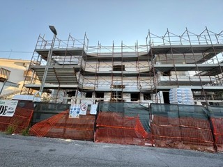 Trilocale in Vendita a Guidonia Montecelio, zona Guidonia, 210'000&euro;, 70 m²