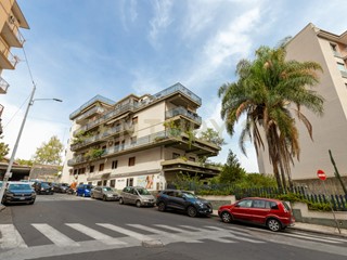 Quadrilocale in Affitto a Catania, 600€, 70 m², arredato, con Box