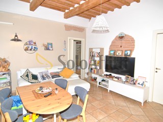 Trilocale in Affitto a Livorno, zona Centro, 1'500€, 55 m², arredato