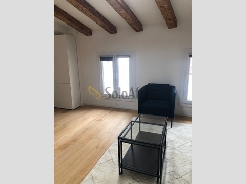 Trilocale in Affitto a Trieste, zona Stazione, 1'100€, 78 m², arredato