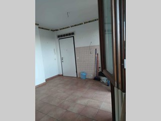 Bilocale in Vendita a Mondolfo, 85'000€, 50 m², con Box