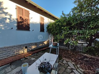 Casa Indipendente in Vendita a La Spezia, 98'000&euro;, 50 m²