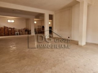 Negozio in Vendita a Alcamo, 250'000€, 350 m²