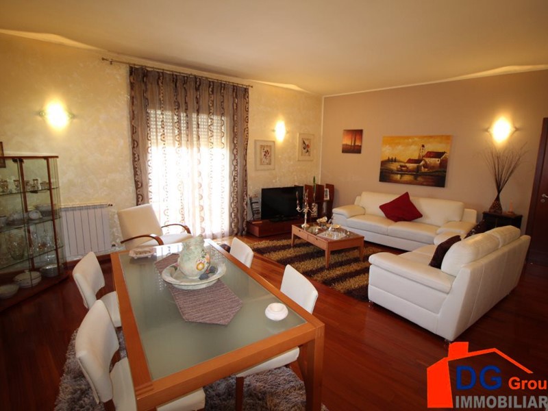 Casa Semi Indipendente in Vendita a Alcamo, 195'000€, 170 m²