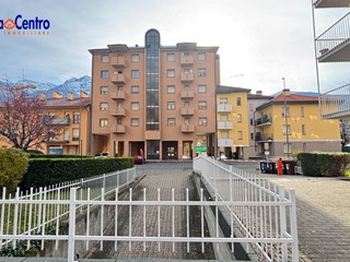 Quadrilocale in Vendita a Aosta, 188'000&euro;, 99 m²