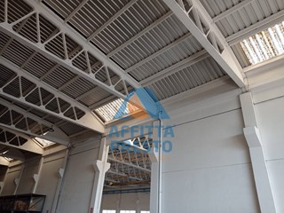 Capannone in Affitto a Vinci, 22'000&euro;, 4400 m²
