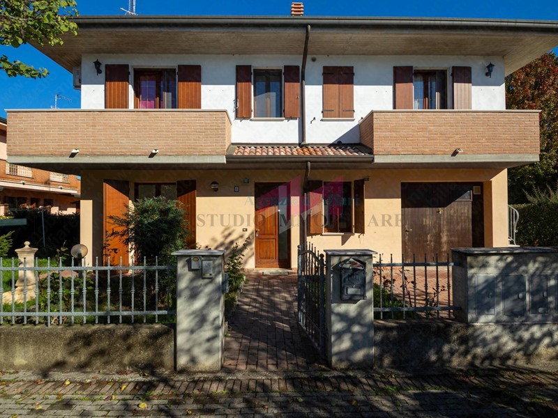Trilocale in Vendita a Castelmassa, 78'000€, 89 m²
