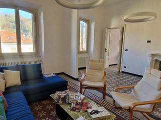 Appartamento in Vendita a Altare, 159'000€, 190 m²