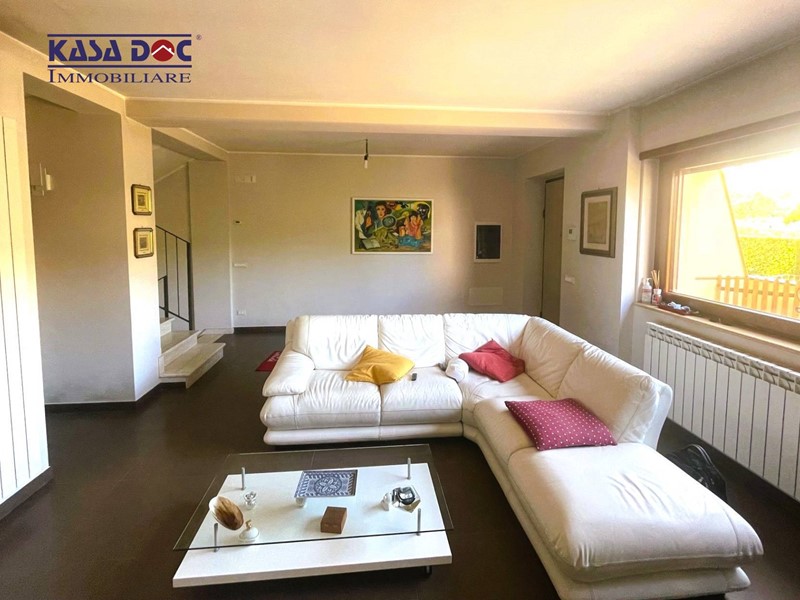 Villa in Vendita a Catanzaro, 330'000&euro;, 210 m²