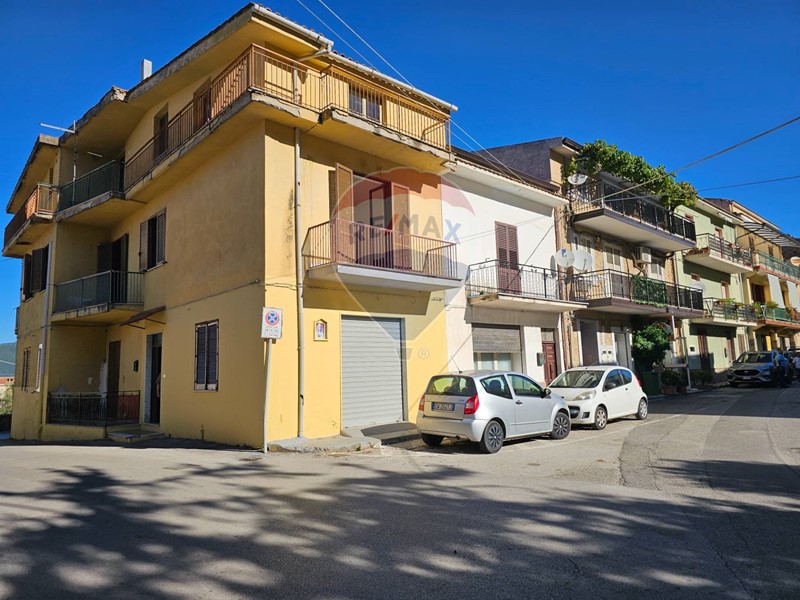 Trilocale in Vendita a Centola, 60'000&euro;, 95 m²