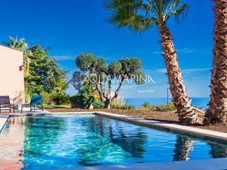 Villa in Vendita a Sanremo, 2'150'000&euro;, 426 m²