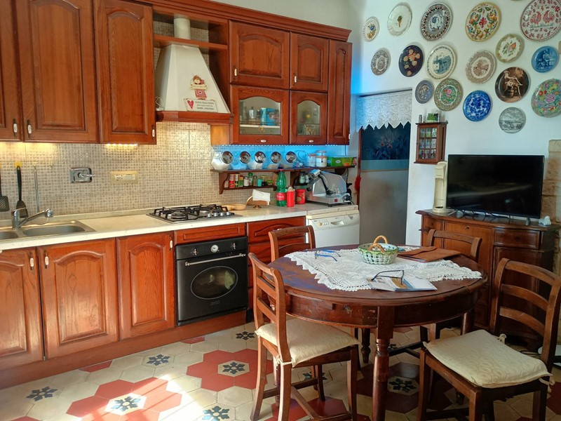 Appartamento in Vendita a Crespina Lorenzana, 180'000&euro;, 140 m²