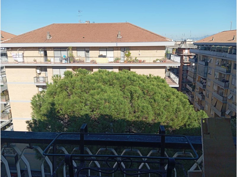 Quadrilocale in Vendita a Roma, 319'000€, 108 m²