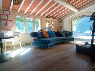 Casa Semi Indipendente in Vendita a Vinci, 330'000&euro;, 185 m²