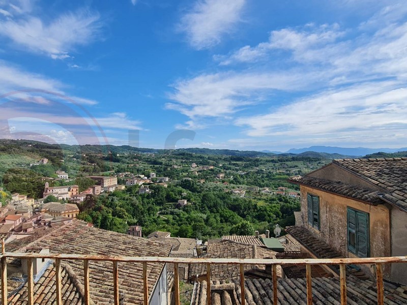 Rustico in Vendita a Arpino, 19'000€, 110 m²