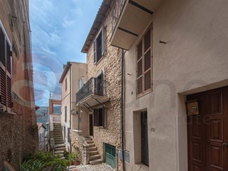 Appartamento in Vendita a Prossedi, 149'000€, 170 m²