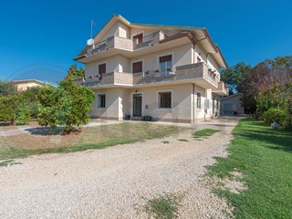 Appartamento in Vendita a Roccasecca, 165'000€, 185 m²