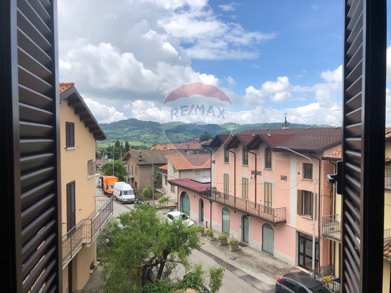 Quadrilocale in Vendita a Gualdo Tadino, 149'000&euro;, 130 m²