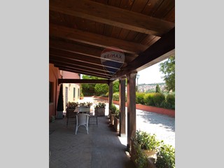 Trilocale in Affitto a Perugia, 900€, 120 m²