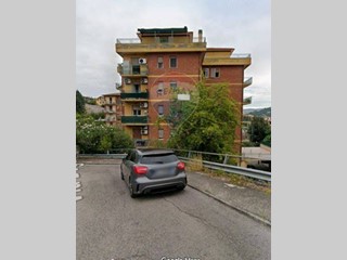 Appartamento in Vendita a Perugia, 50'925€, 85 m²