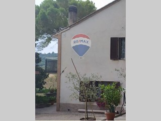 Casa Semi Indipendente in Vendita a Perugia, 46'406€, 95 m²