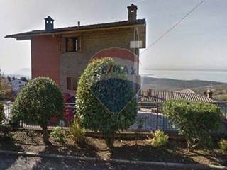 Casa Indipendente in Vendita a Passignano sul Trasimeno, 90'429€, 160 m²
