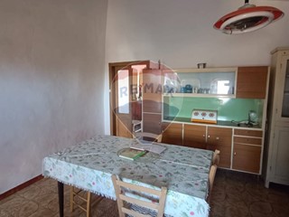 Casa Semi Indipendente in Vendita a Rocchetta Sant'Antonio, 17'000&euro;, 80 m²