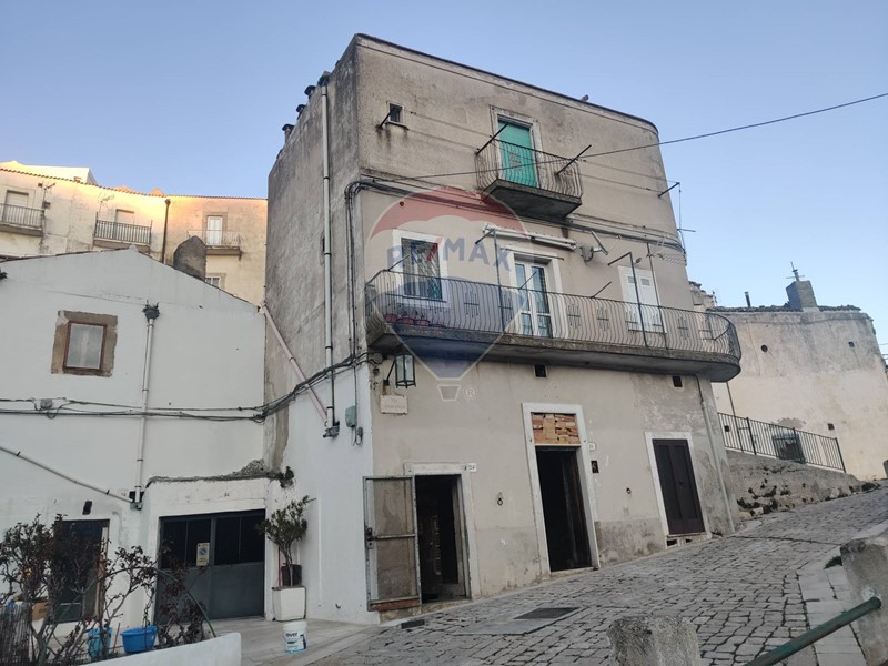 Trilocale in Vendita a Monte Sant'Angelo, 16'000&euro;, 60 m²