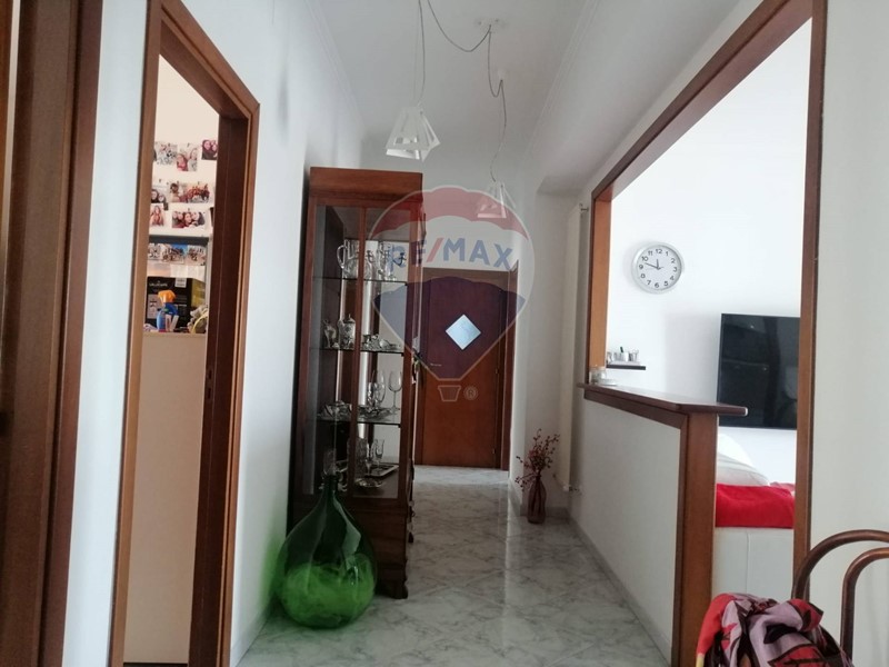 Appartamento in Vendita a Monte Sant'Angelo, 155'000&euro;, 199 m²