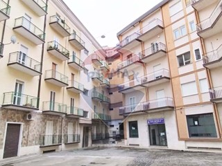 Quadrilocale in Vendita a Monte Sant'Angelo, 140'000&euro;, 125 m²