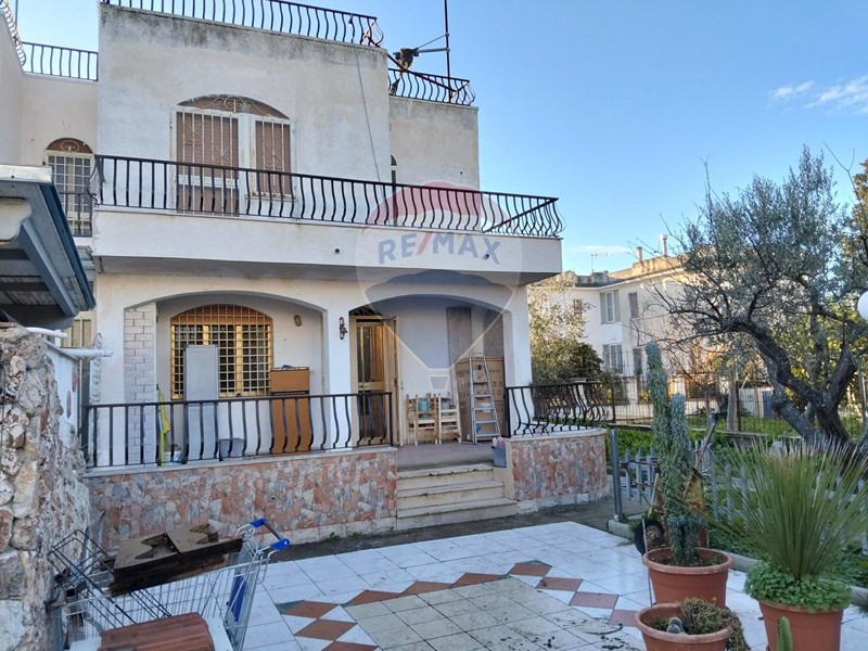 Villa in Vendita a Manfredonia, 110'000&euro;, 102 m²