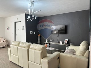 Trilocale in Vendita a Manfredonia, 95'000€, 91 m²