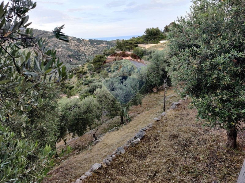 Rustico in Vendita a Mattinata, 49'998&euro;, 117 m²