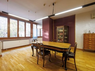 Appartamento in Vendita a Torino, 335'000&euro;, 167 m²