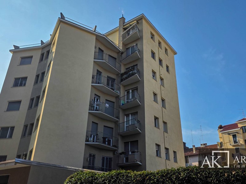 Trilocale in Vendita a Novara, 169'000€, 90 m²