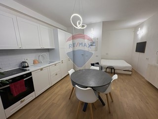 Monolocale in Vendita a Milano, 170'000&euro;, 38 m²