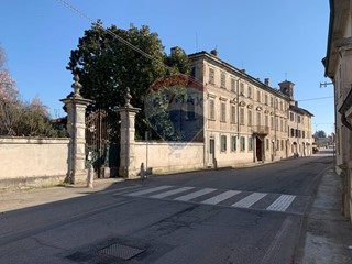 Rustico in Vendita a San Zenone al Po, 99'000&euro;, 900 m²