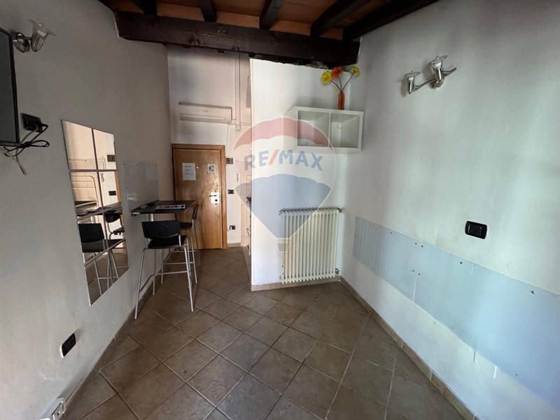Monolocale in Vendita a Parma, 63'000€, 19 m²