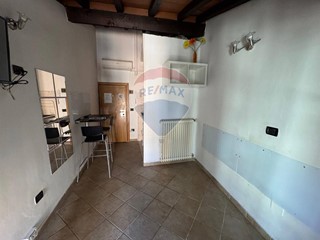 Monolocale in Vendita a Parma, 63'000€, 19 m²