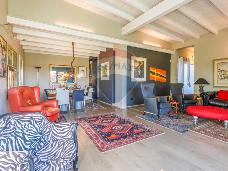 Casa Semi Indipendente in Vendita a Parma, 479'000&euro;, 111 m²