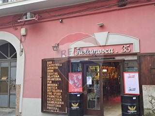 Quadrilocale in Vendita a Capua, 99'000&euro;, 219 m²