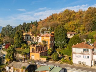 Villa in Vendita a Orta San Giulio, 2'400'000€, 836 m²
