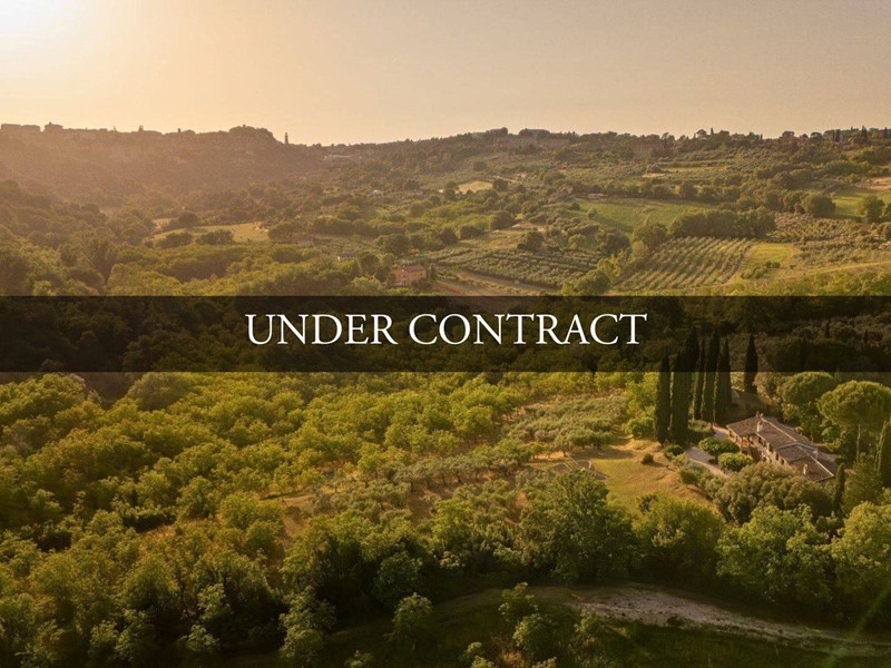 Rustico in Vendita a Perugia, 795'000€, 500 m²