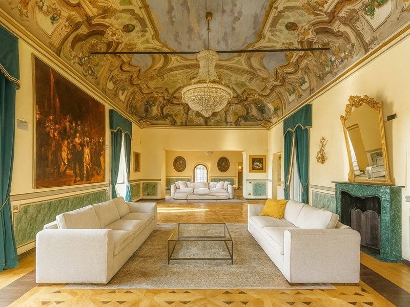 Appartamento in Vendita a Assisi, 2'100'000€, 500 m²